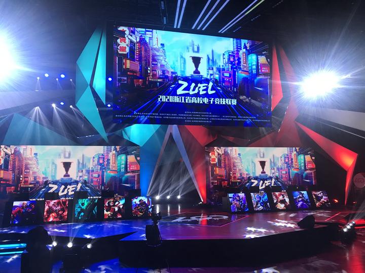 秀教练的重 秀教练的重