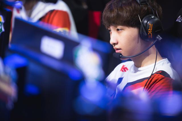 更代表了一 更代表了一