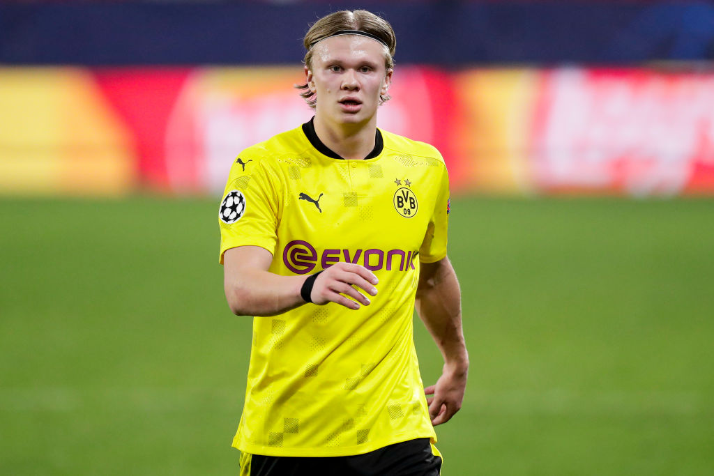 在禁区内完 在禁区内完